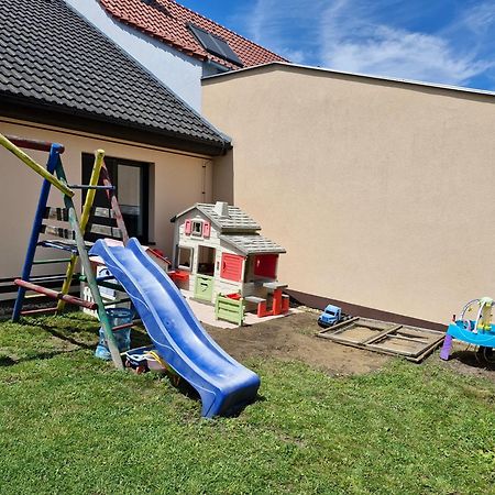 Dum Palava Villa Перна Екстериор снимка