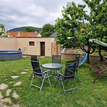 Dum Palava Villa Перна Екстериор снимка