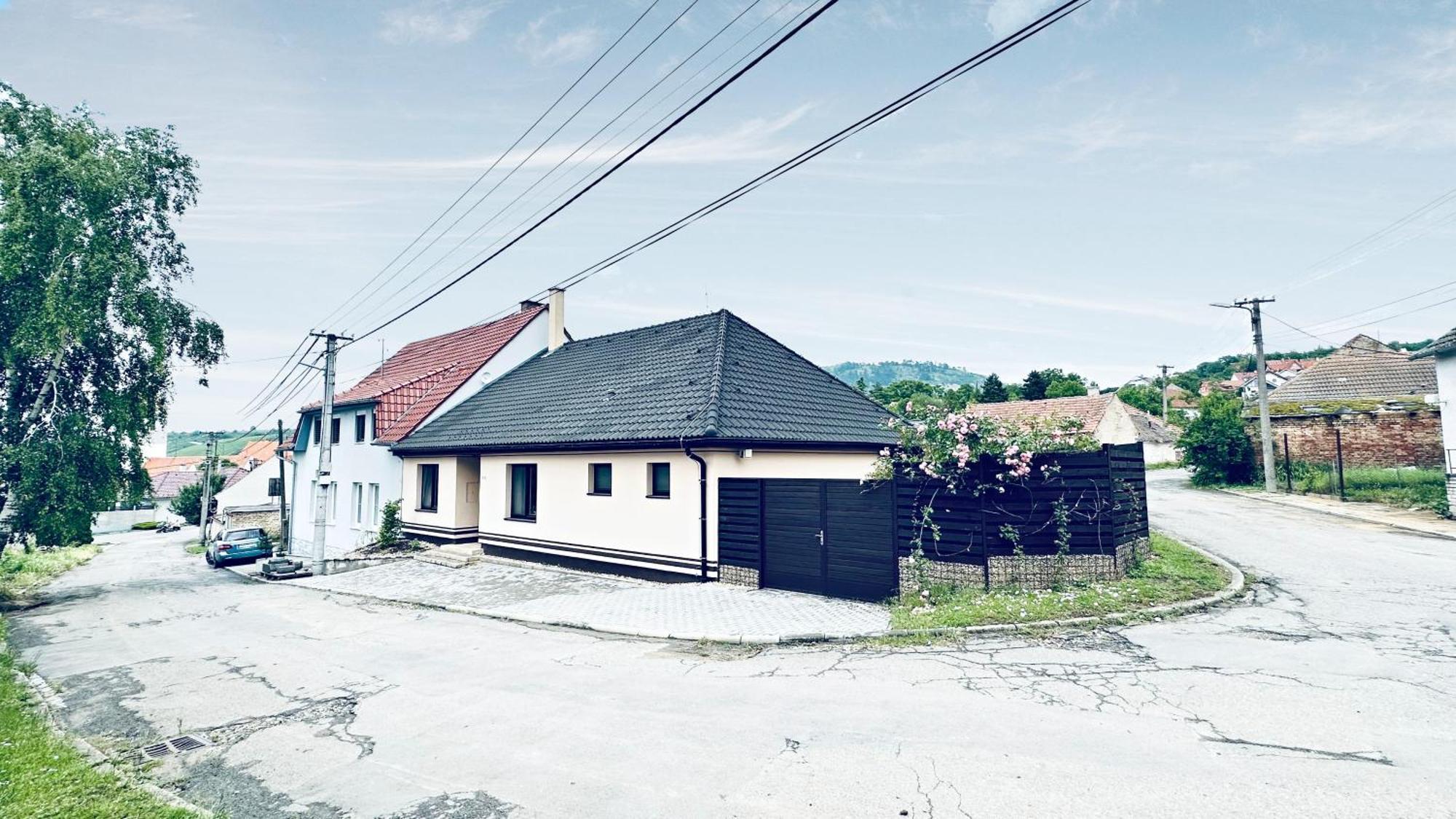 Dum Palava Villa Перна Екстериор снимка