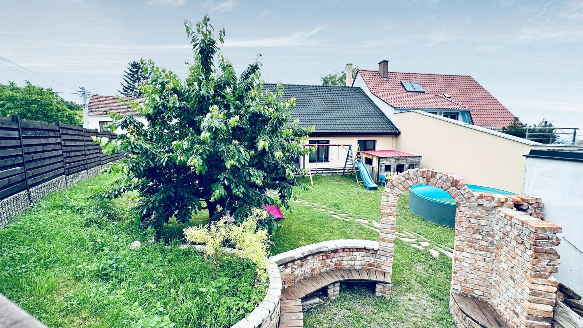 Dum Palava Villa Перна Екстериор снимка